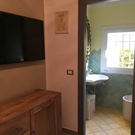 別荘 Il Gelsomino Garden サルツァーナ